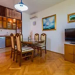 Two-bedroom In Xxiii Crikvenica