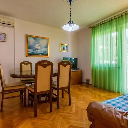 Two-bedroom In Xxiii Apartment Crikvenica